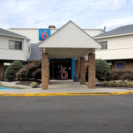 Motel 6-Piscataway, Nj Exterior foto